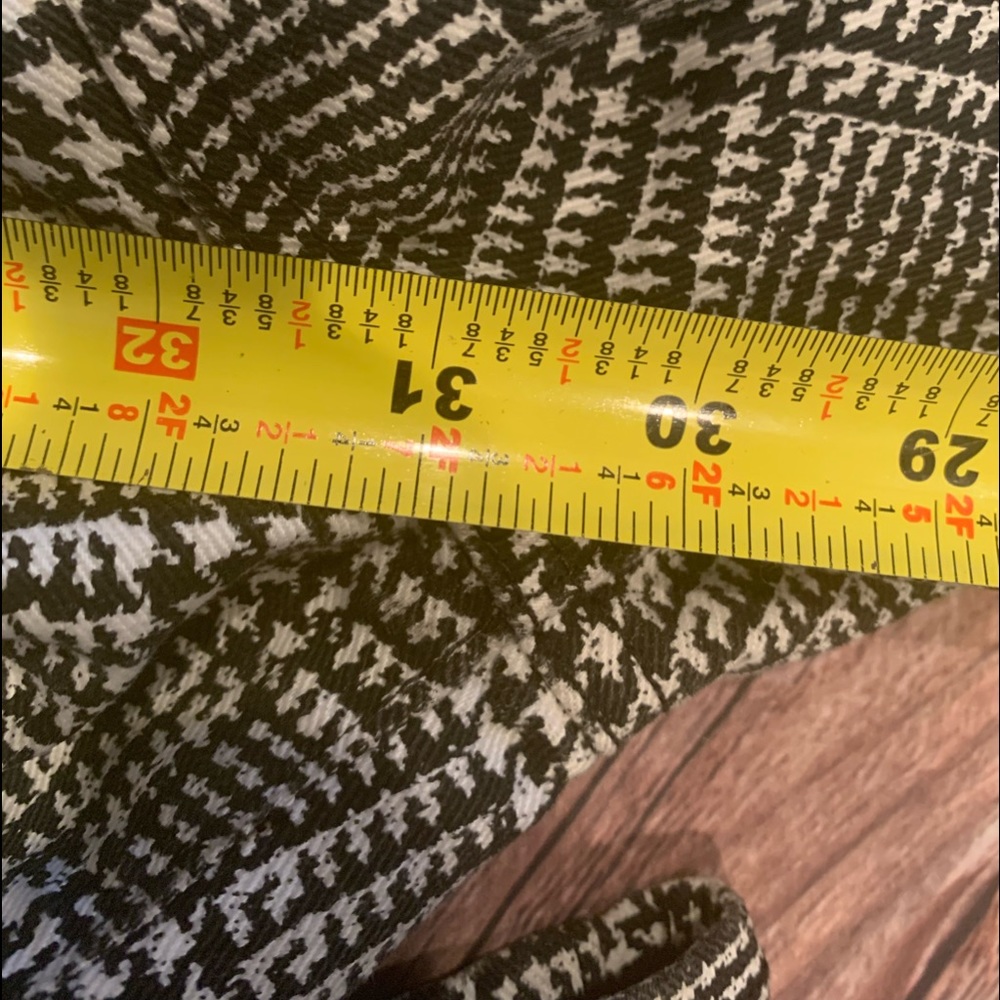 PAIGE Hoxton Ultra Skinny pants size 29
EXCellent Pre-owned Condition - Picture 13 of 13